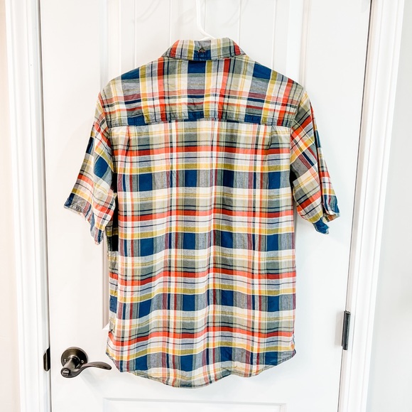 Woolrich Multicolor Plaid Short Sleeve Collared Button Down Shirt Size Medium - Picture 3 of 8